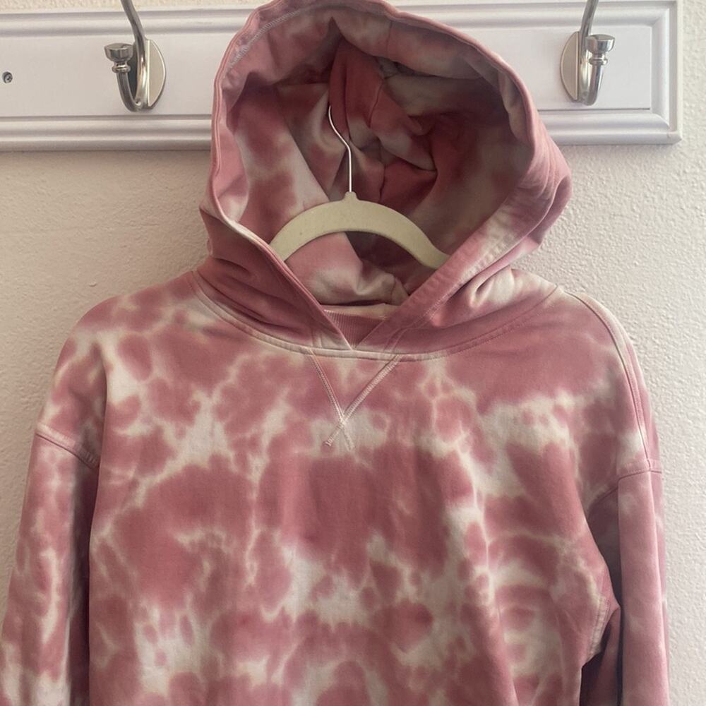 Lululemon Pink and White Tie dye hoodie - Picture 2 of 13